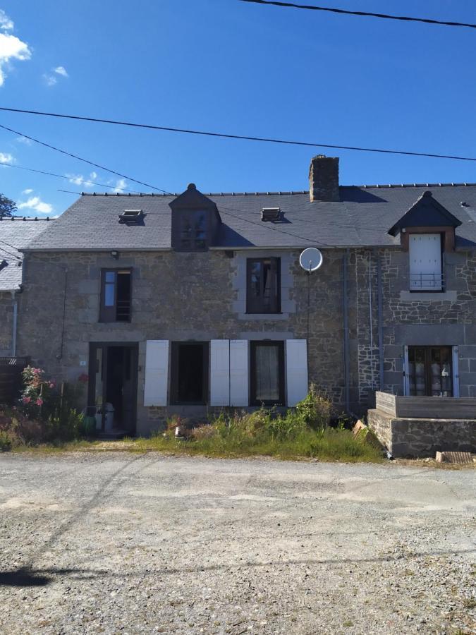 Maison En Granit Bleue Lanhelin 外观 照片